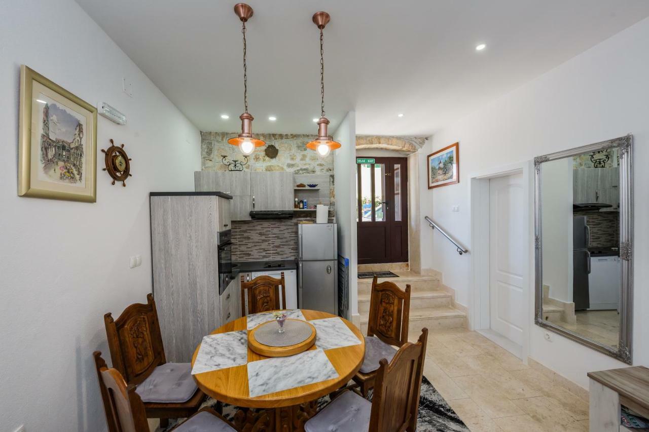 Apartman Lavanda Kaštela Rum bild