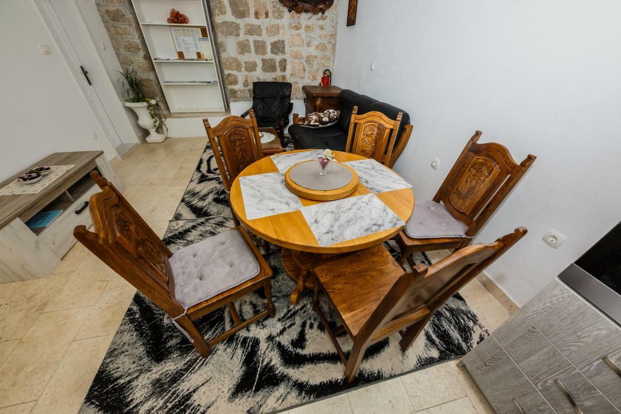 Apartman Lavanda Kaštela Exteriör bild